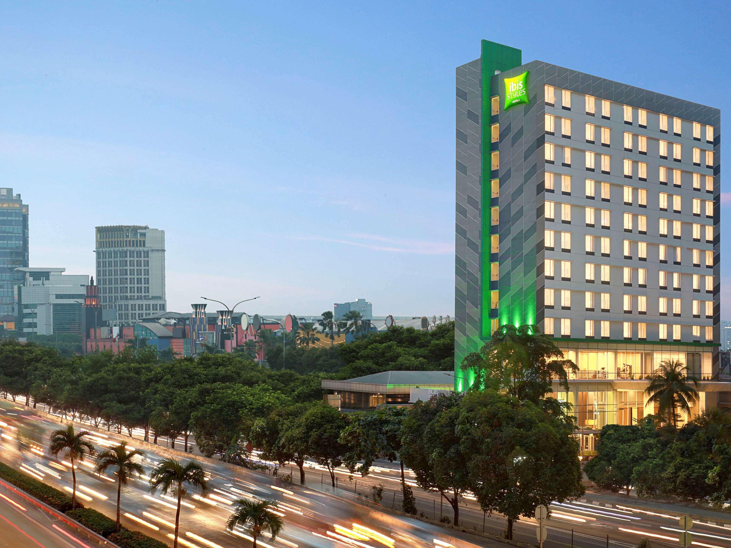 Ibis Styles Jakarta Simatupang Exteriör bild