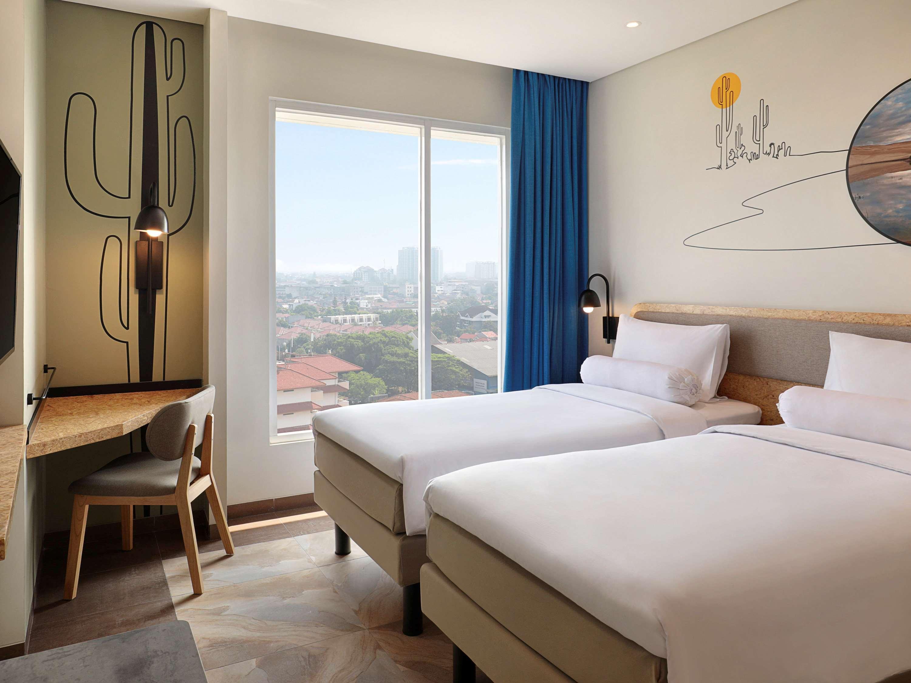 Ibis Styles Jakarta Simatupang Exteriör bild