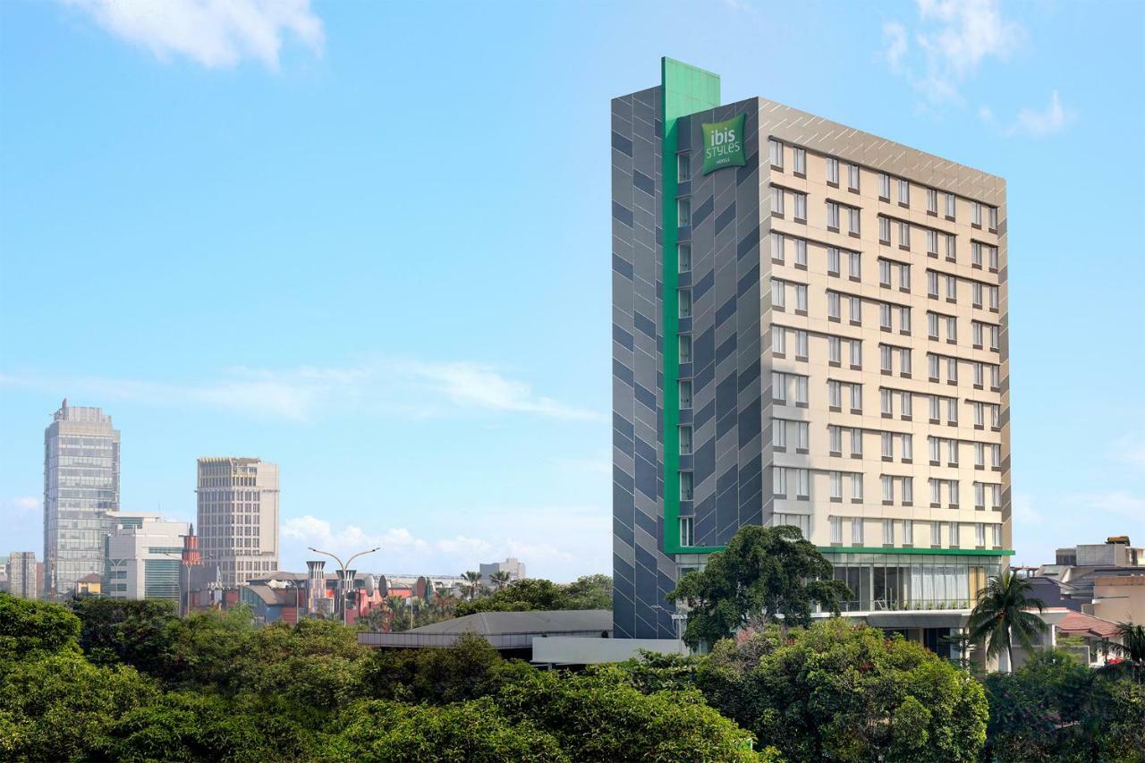 Ibis Styles Jakarta Simatupang Exteriör bild