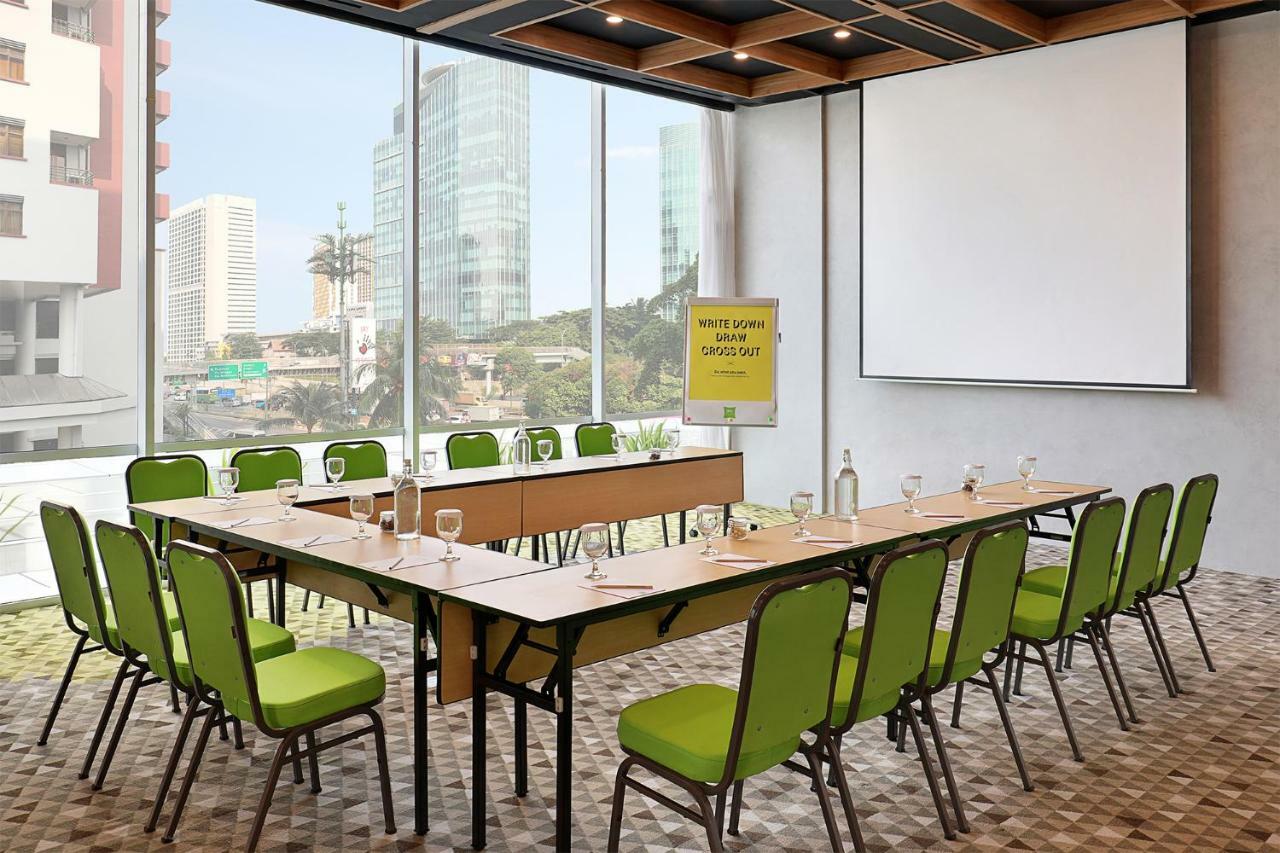 Ibis Styles Jakarta Simatupang Exteriör bild