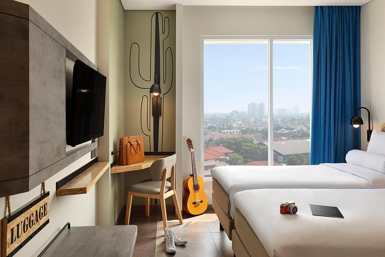 Ibis Styles Jakarta Simatupang Exteriör bild